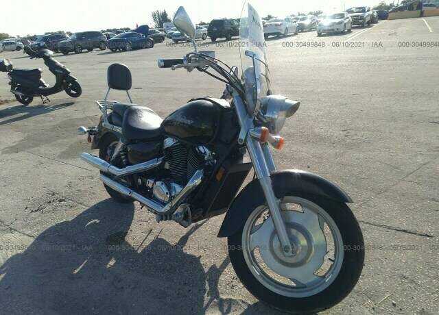 Honda VT1100C2 (SHADOW SABRE)