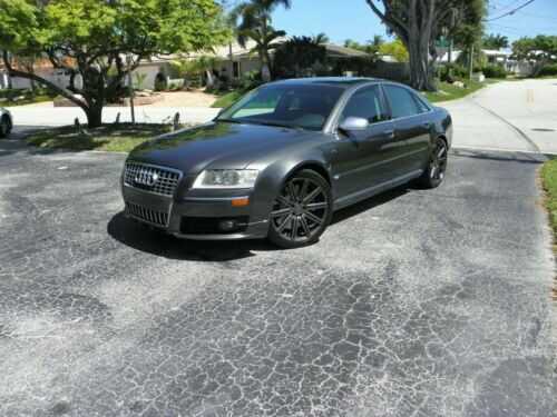 Audi S8