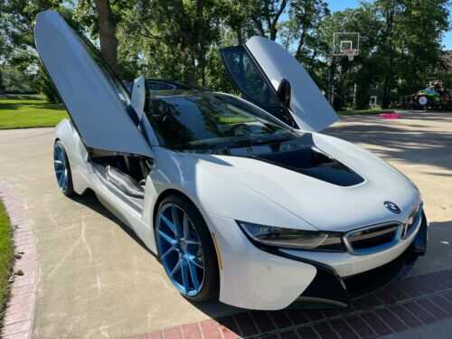 BMW i8