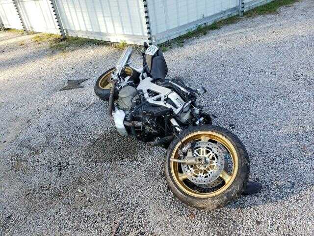 Honda VTR1000F (SUPERHAWK)