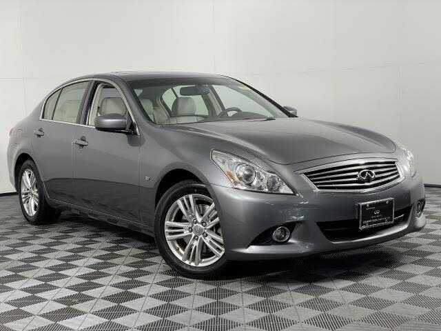 Infiniti Q40