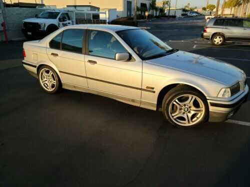 BMW 318i