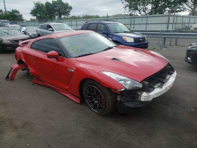 Nissan GT-R