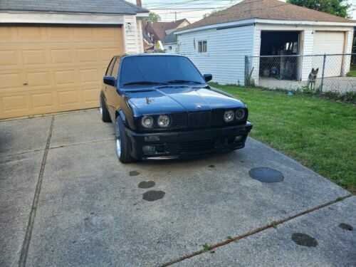 BMW 325iS