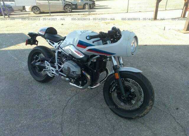 BMW R nineT