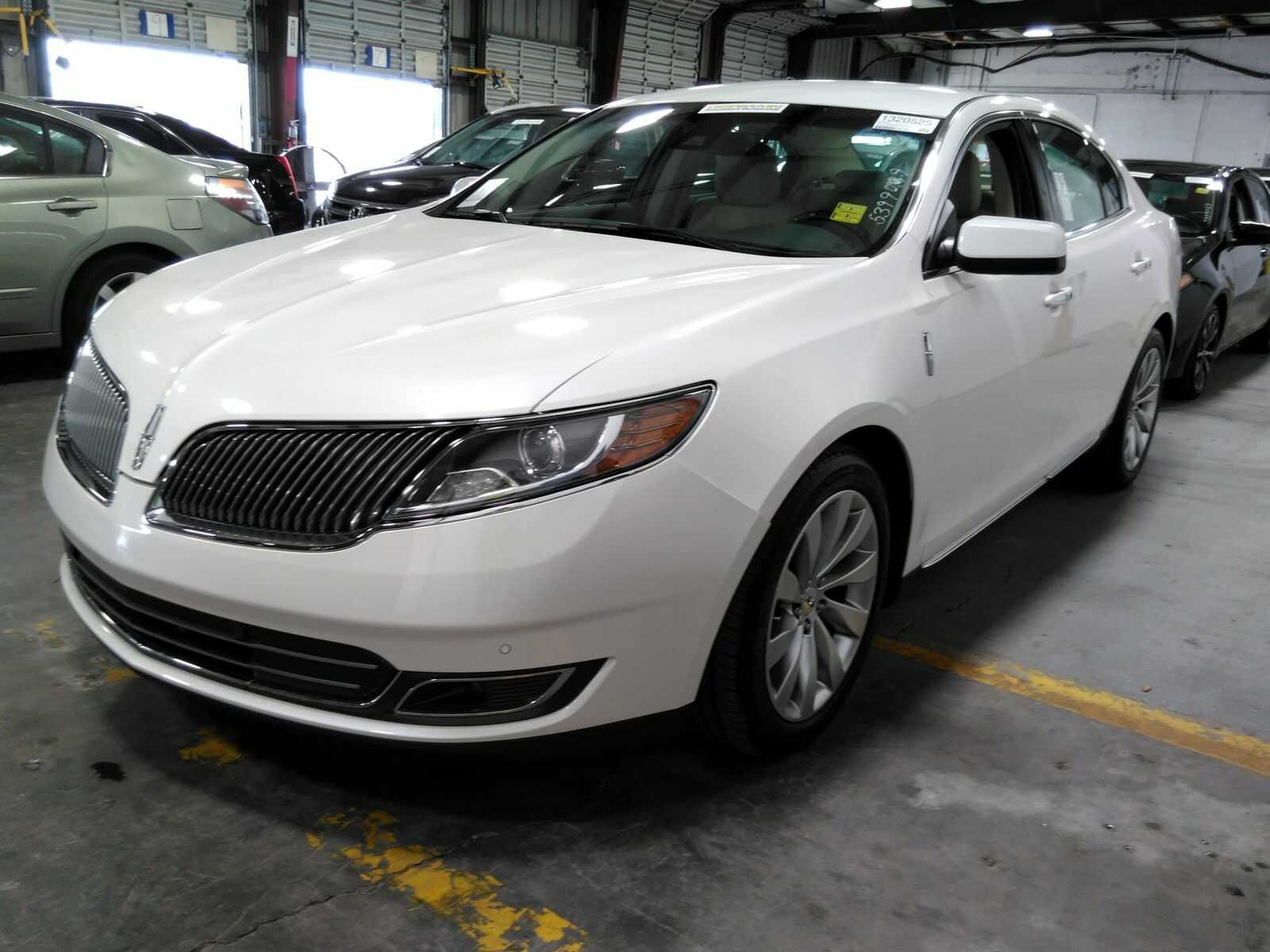 Lincoln MKS