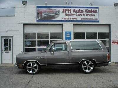 Dodge Ramcharger