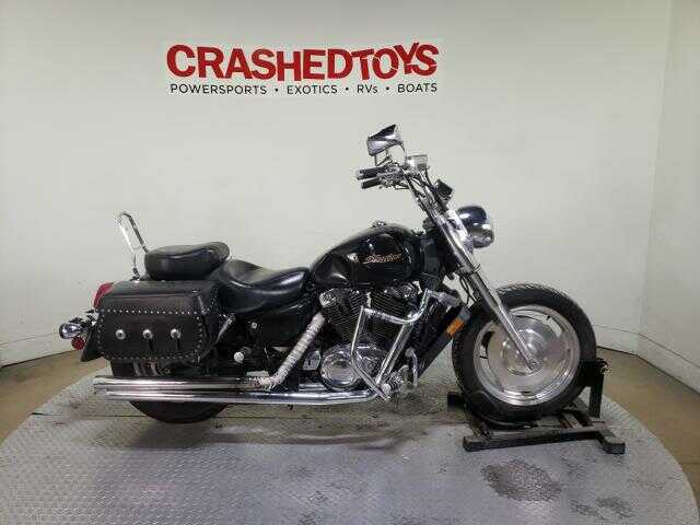 Honda VT1100C2 (SHADOW SABRE)