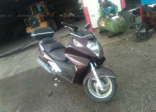 Honda FSC600 (Silver Wing)