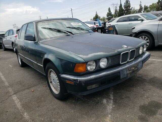 BMW 735i