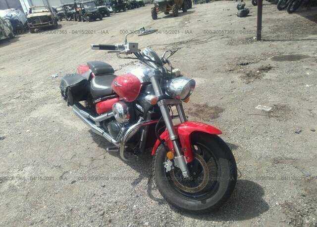 Suzuki VZ800