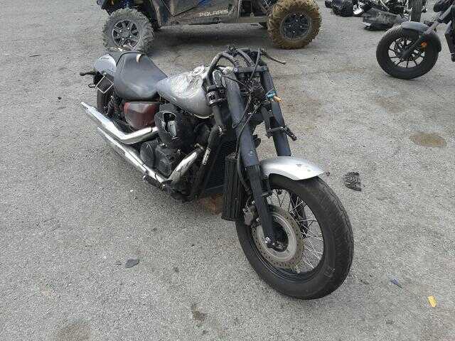Honda VT750 (Shadow Phantom)