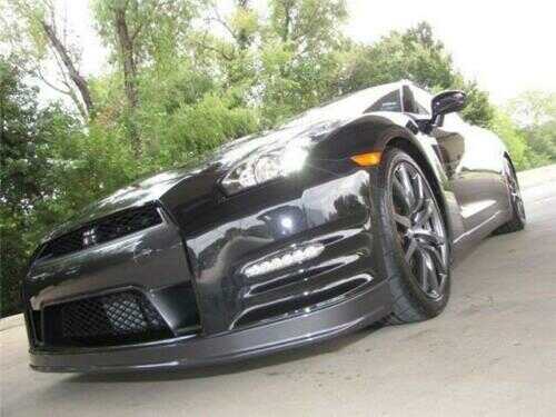 Nissan GT-R