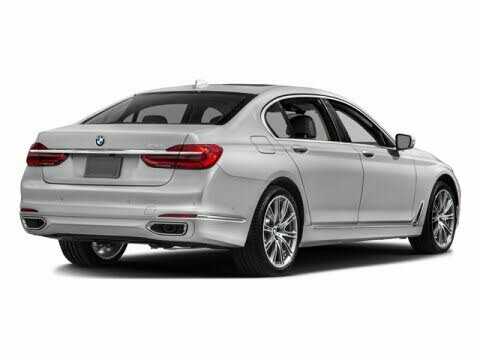 2018 BMW 740i