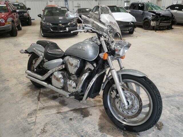 Honda VTX1300C (VTX)