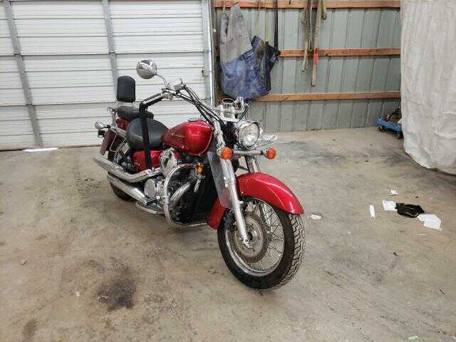 Honda VT750 (Shadow Aero)