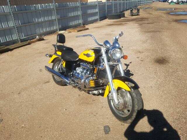 Honda GL1500C (VALKYRIE)
