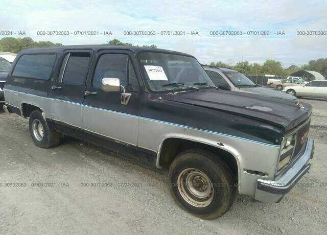 GMC Suburban