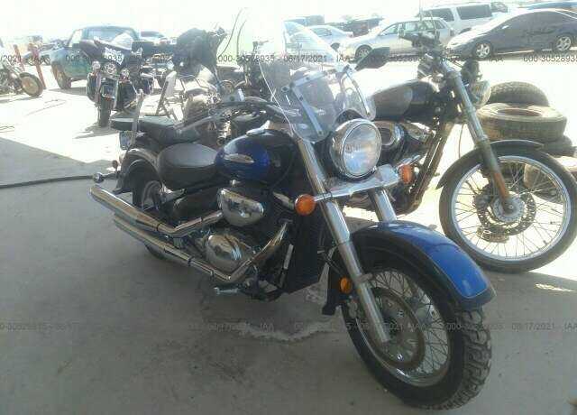 Suzuki VL800K