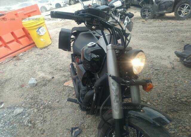 Honda VT750 (Shadow Phantom)