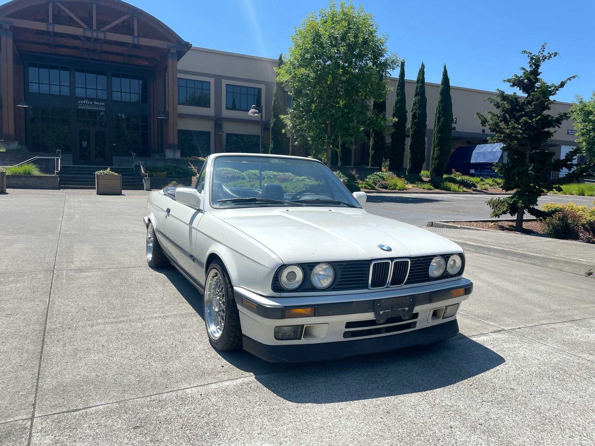 BMW 325i
