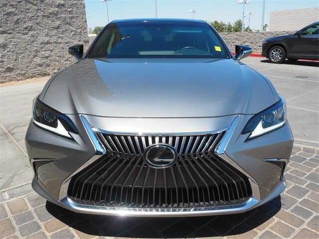 2019 Lexus ES