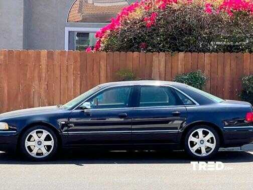 Audi S8