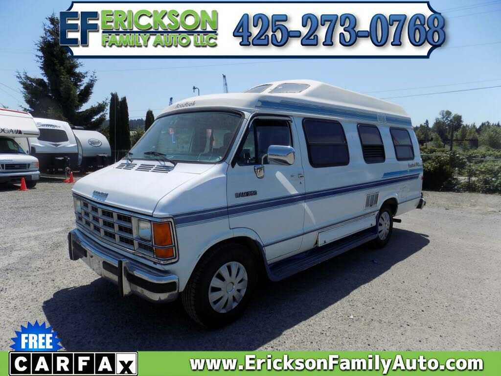 Dodge Ram Van