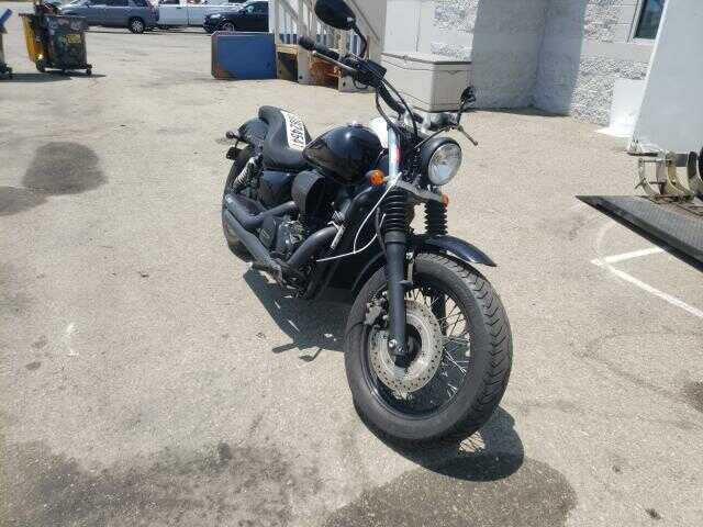 Honda VT750 (Shadow Phantom)