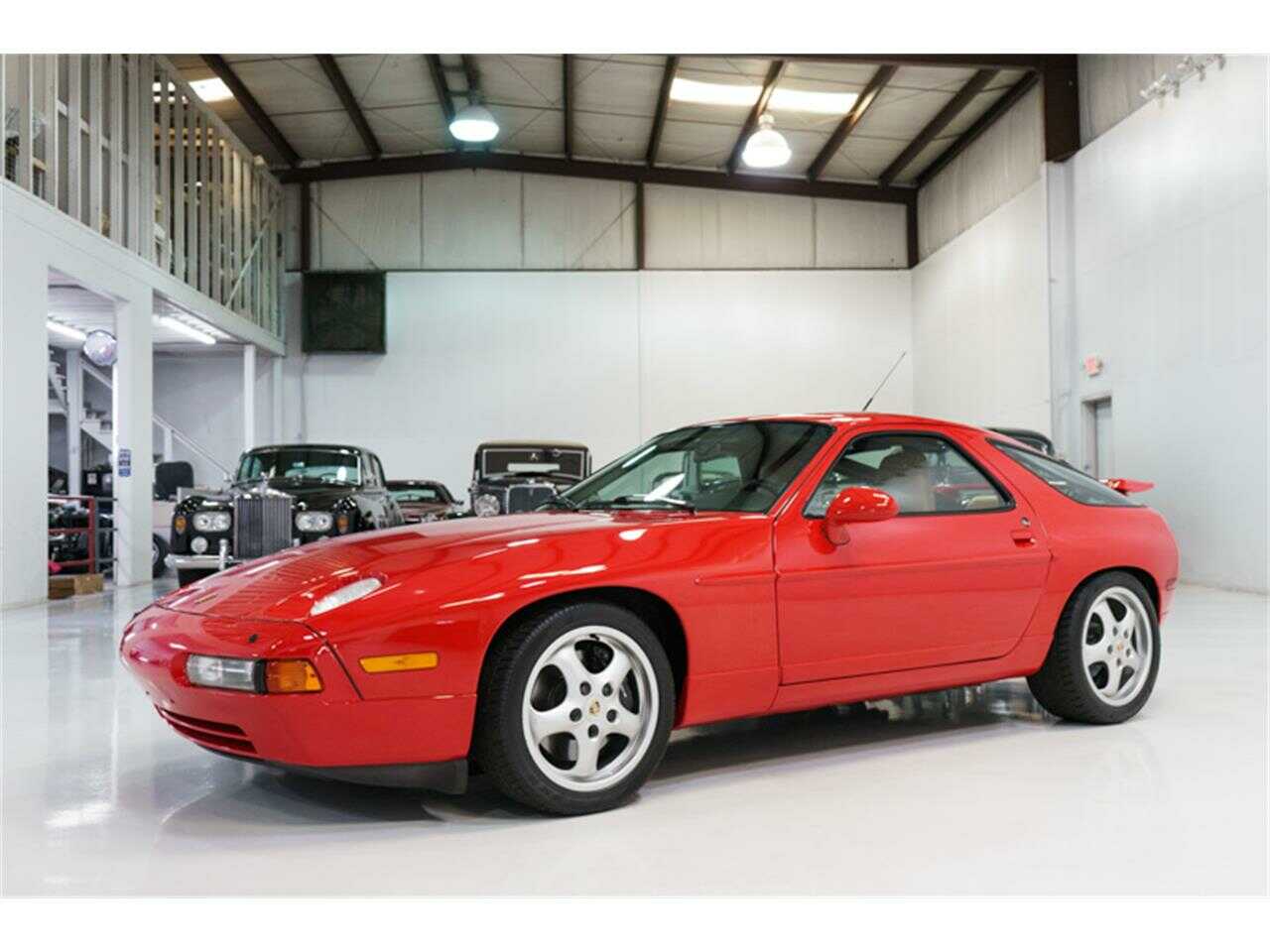 Porsche 928