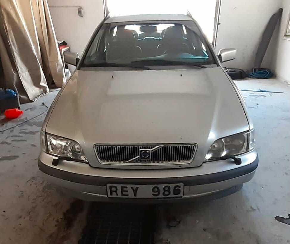 Volvo V40