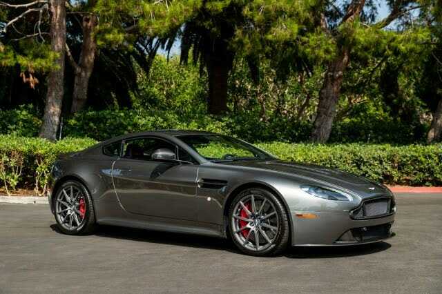 Aston Martin V12 Vantage