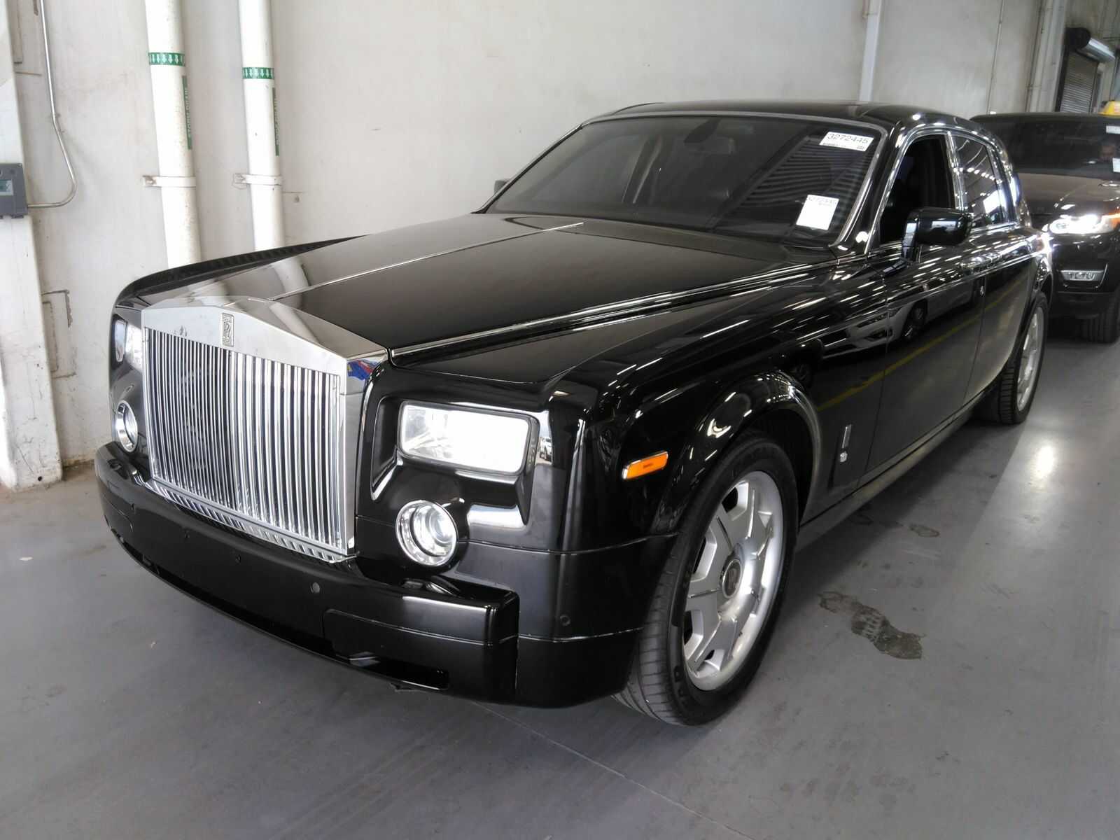 Rolls-Royce Phantom