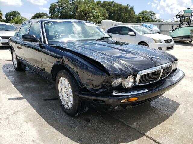 Jaguar XJ8