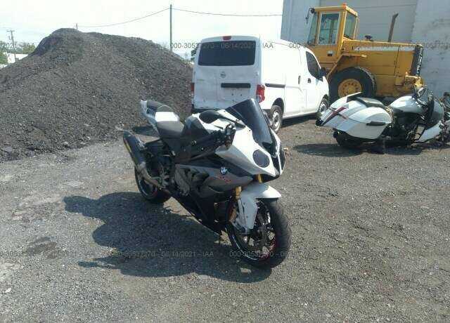 BMW S 1000 RR