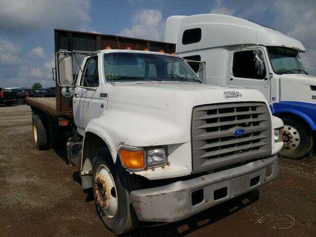 Ford F-700