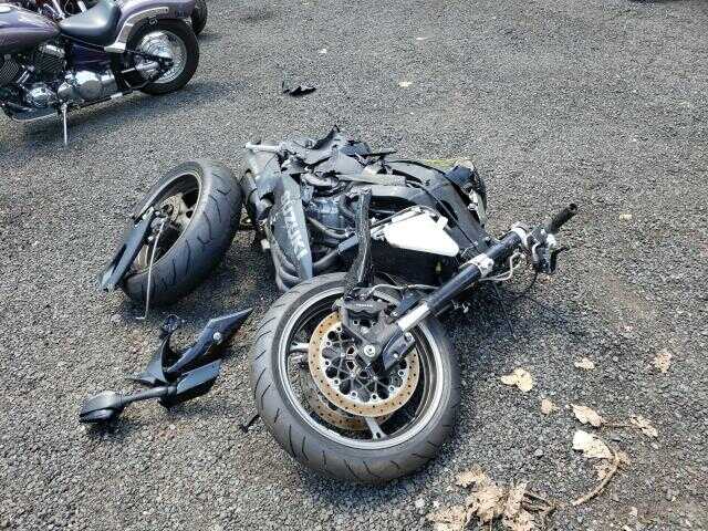Suzuki GSX-R750