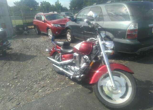 Honda VT1100C2 (SHADOW SABRE)
