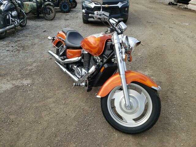 Honda VT1100C2 (SHADOW SABRE)