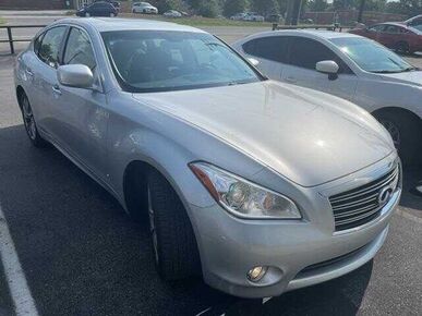 2013 INFINITI M37 - License Plate