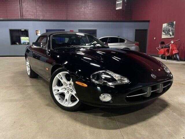 Jaguar XK8