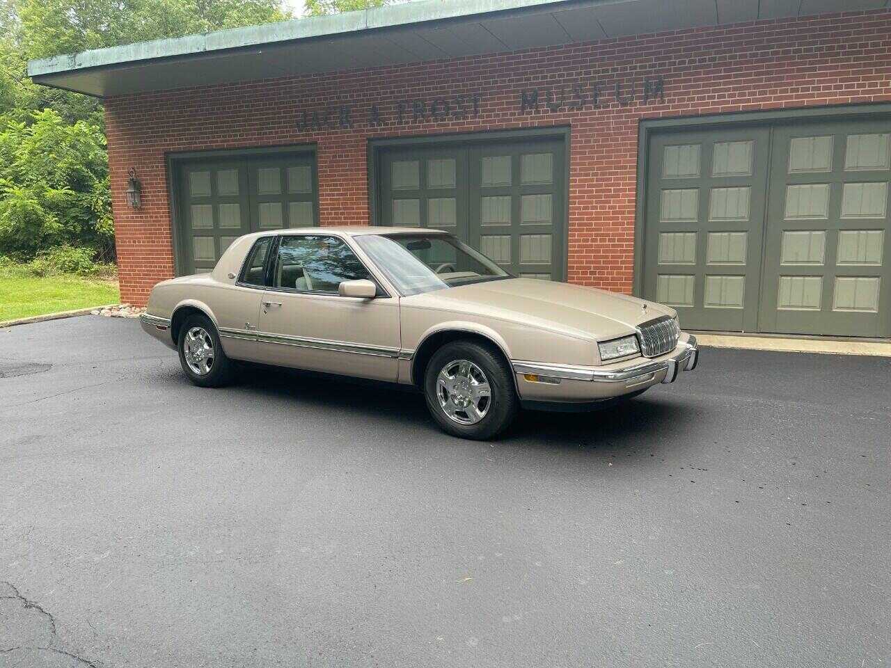 Buick Riviera