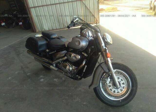 Suzuki VL800K