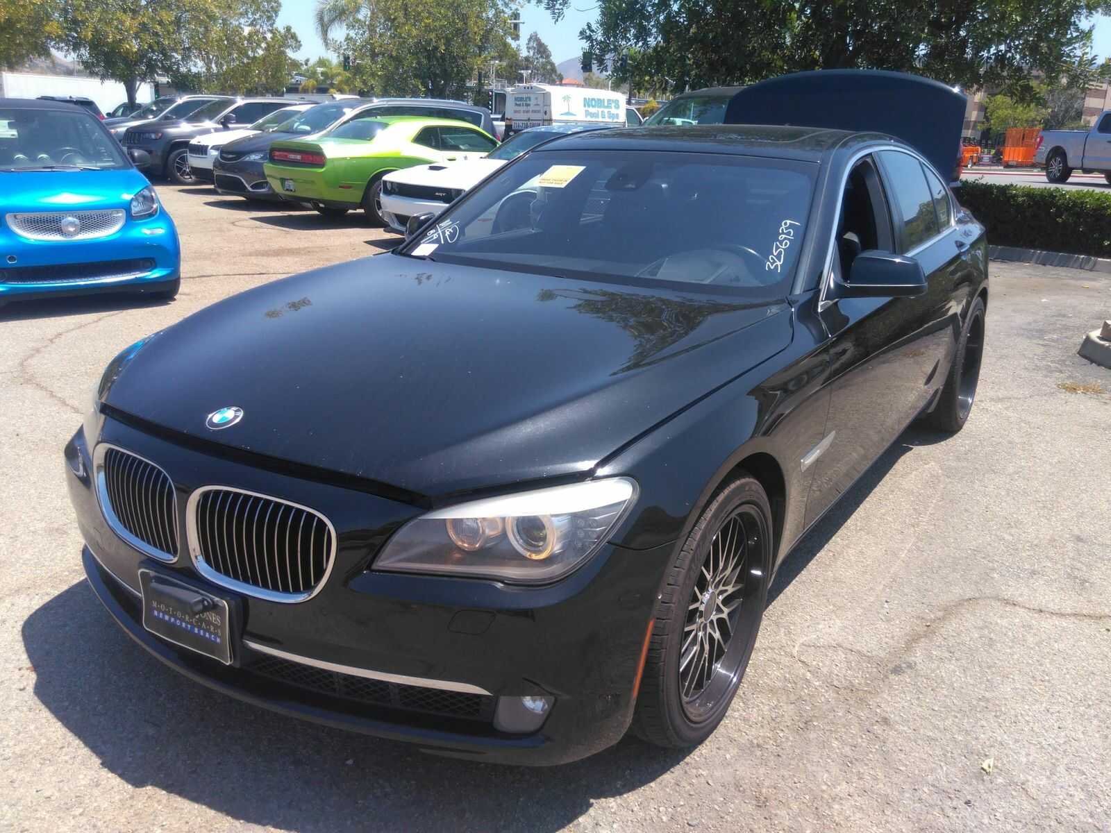 BMW 750i