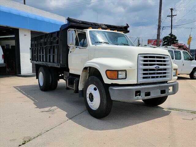 Ford F-800