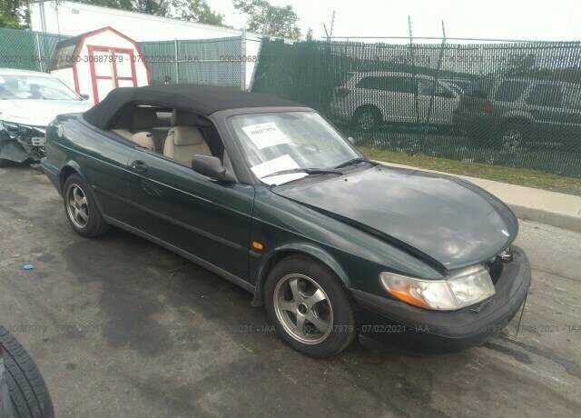 Saab 900