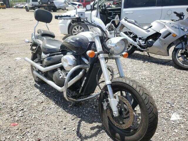 Suzuki VZ800