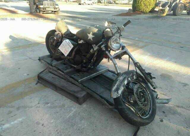 Honda VT1100C2 (SHADOW ACE)