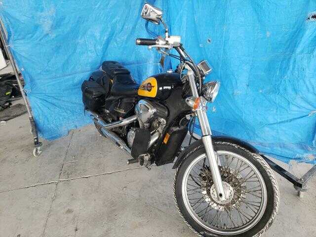 Honda VT600CD (SHADOW VLX DELUXE)