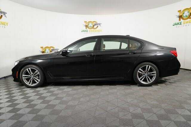 2019 BMW 740i